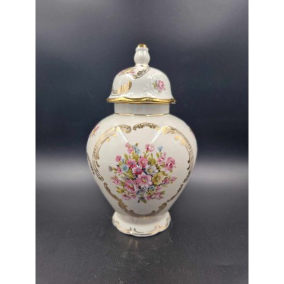 Porcelain "Schezer" vase