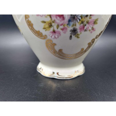 Porcelain "Schezer" vase