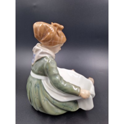 Collectible Royal Copenhagen porcelain figurine Amager Girl