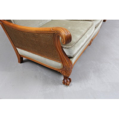 Senovinė “Chippendal” stiliaus sofa