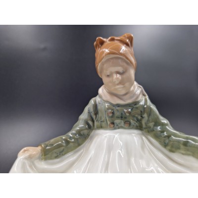 Collectible Royal Copenhagen porcelain figurine Amager Girl