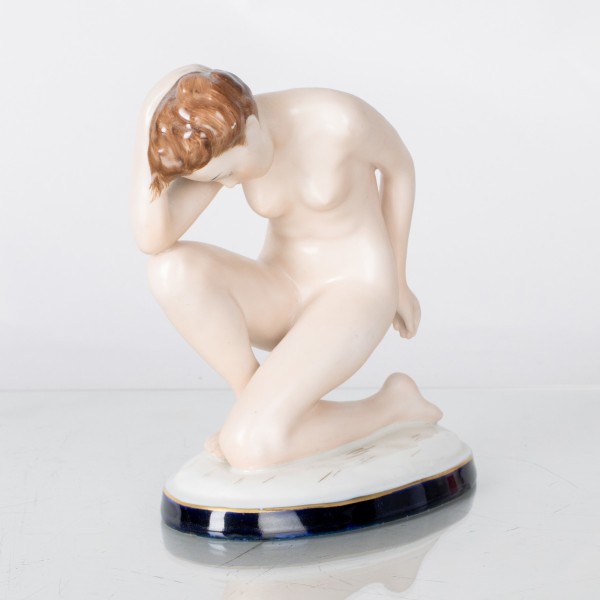 Royal Dux collectible figurine