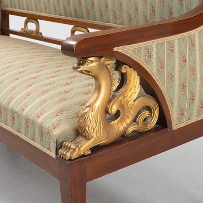 Ampyro stiliaus sofa