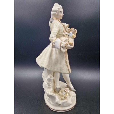 Porcelain figurine "Gentleman"