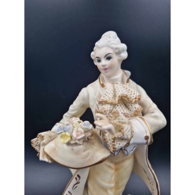 Porcelain figurine "Gentleman"