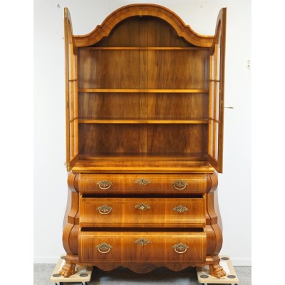 Antique Baroque chest of drawers
