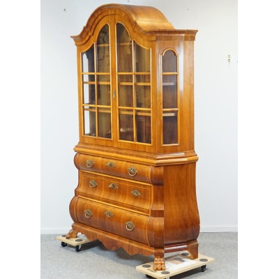 Antique Baroque chest of drawers