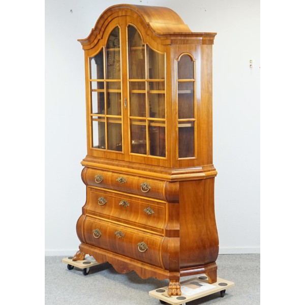 Antique Baroque chest of drawers