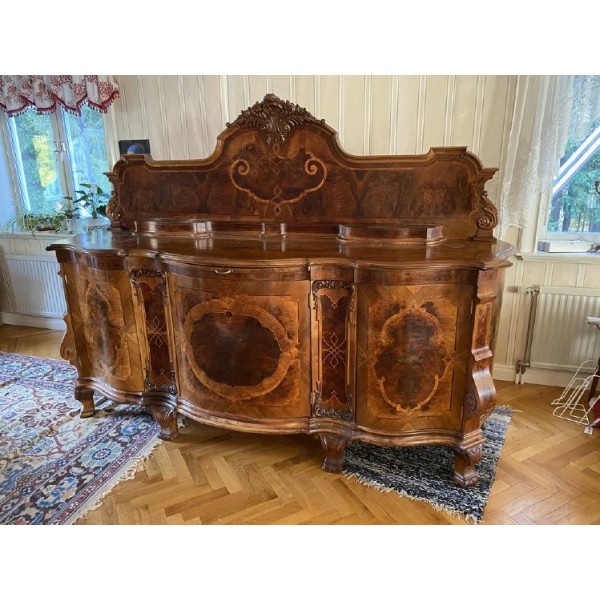 Louis XV style chest of drawers