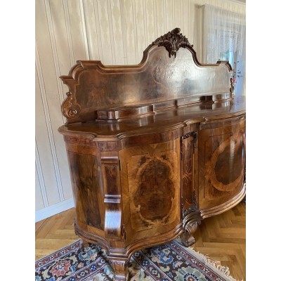 Louis XV style chest of drawers