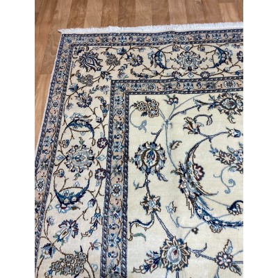 Hand-knotted Persian carpet "Nain"