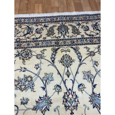 Hand-knotted Persian carpet "Nain"