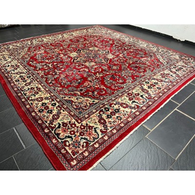 Hand-knotted Persian carpet "Sarouck"
