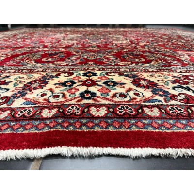 Hand-knotted Persian carpet "Sarouck"