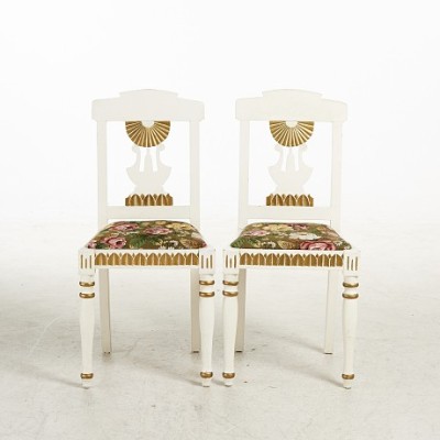 Antique chairs (2 pieces)