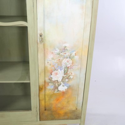 Bookcase/chest of drawers