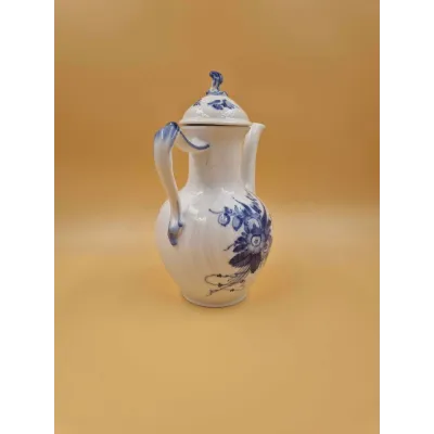 „Royal Copenhagen“ porcelianinis kavos/arbatos indas „Blue Flower Curved“