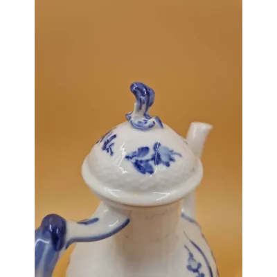 „Royal Copenhagen“ porcelianinis kavos/arbatos indas „Blue Flower Curved“