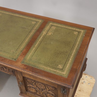 English style desk