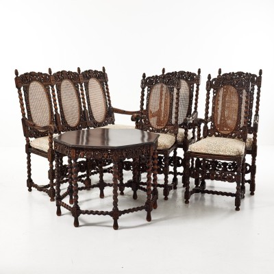 Baroque style set
