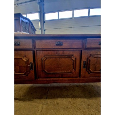 Antique oak chest of drawers