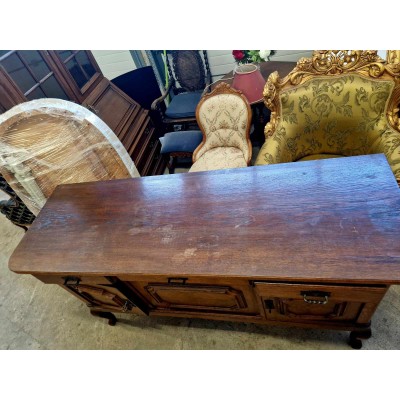 Antique oak chest of drawers