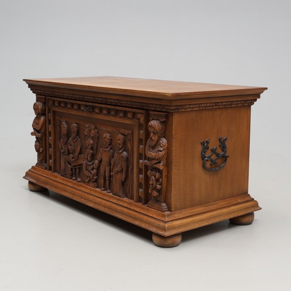 Antique shoe box
