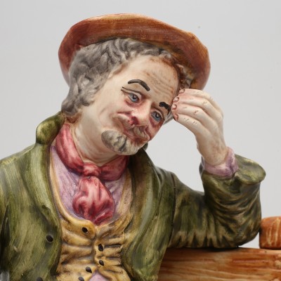Porcelain table (Capodimonte, Italy)