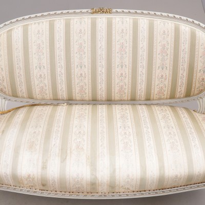 (FOR RESTORATION) Louis XVI style set