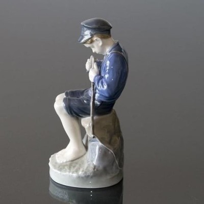 Porcelain figurine "Shepherd" No.905 BG