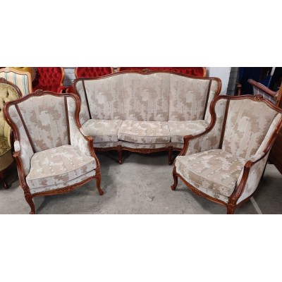 Louis XV stiliaus komplektas – klasikinės elegancijos pavyzdys! Louis XV stiliaus komplektas – klasikinės elegancijos pavyzdys!