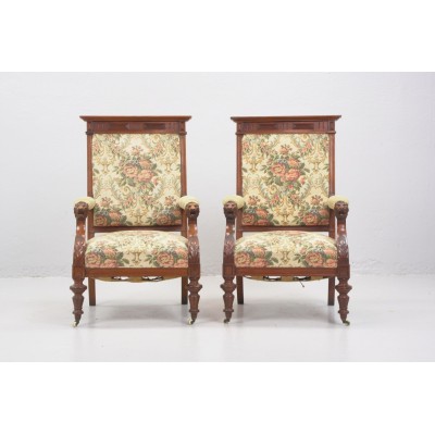 Neo-Renaissance style armchairs