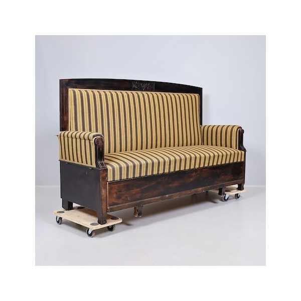 "Jugend" stiliaus sofa