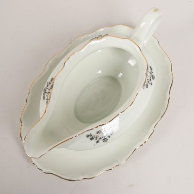 Porcelain dinner service (54 pieces)