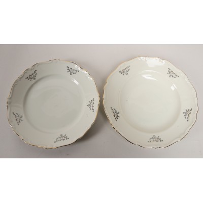 Porcelain dinner service (54 pieces)
