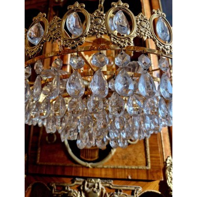 Chandelier (ST1)