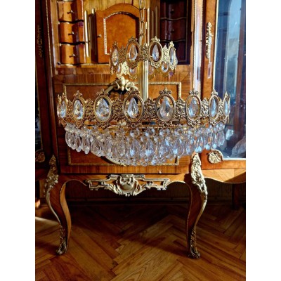 Chandelier (ST1)