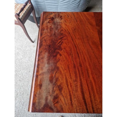 Empire style table