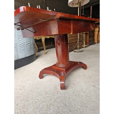 Empire style table