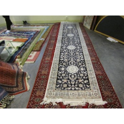 Machine-woven oriental rug (gray)