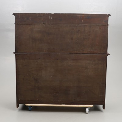 Antique Baroque style chest of drawers
