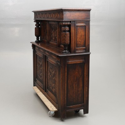 Antique Baroque style chest of drawers