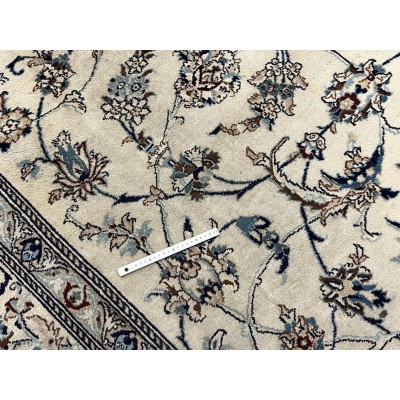 Hand-knotted Persian carpet "Nain" (380cm x 290cm)