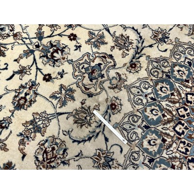 Hand-knotted Persian carpet "Nain" (380cm x 290cm)