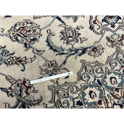 Hand-knotted Persian carpet "Nain" (380cm x 290cm)