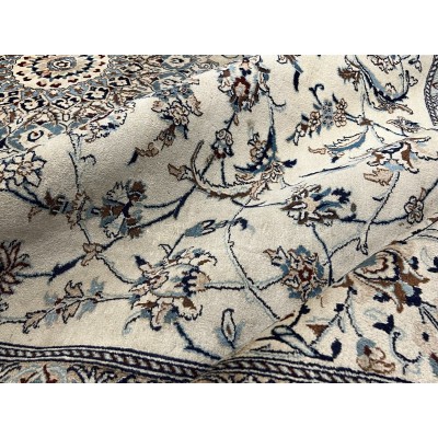 Hand-knotted Persian carpet "Nain" (380cm x 290cm)