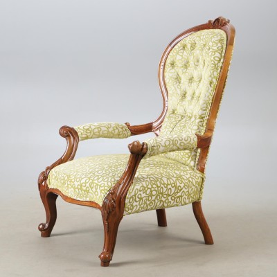 Viktorijos stiliaus foteliai (2 vnt.) – elegancija be kompromisų