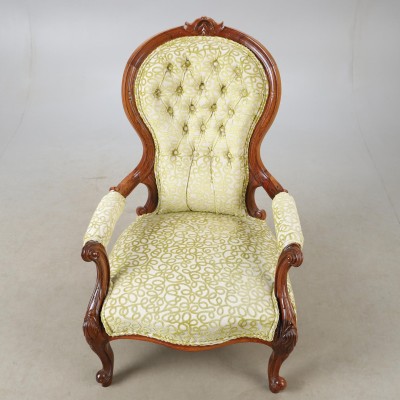 Viktorijos stiliaus foteliai (2 vnt.) – elegancija be kompromisų