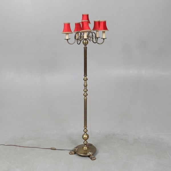 Floor lamp