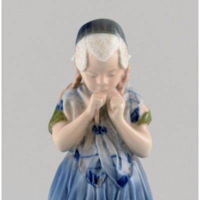 Royal Copenhagen kolekcinė statulėlė "Amager Girl"